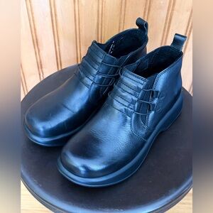 Dansko Professional Black Leather Comfort Shoes Size 39 (US size 9)